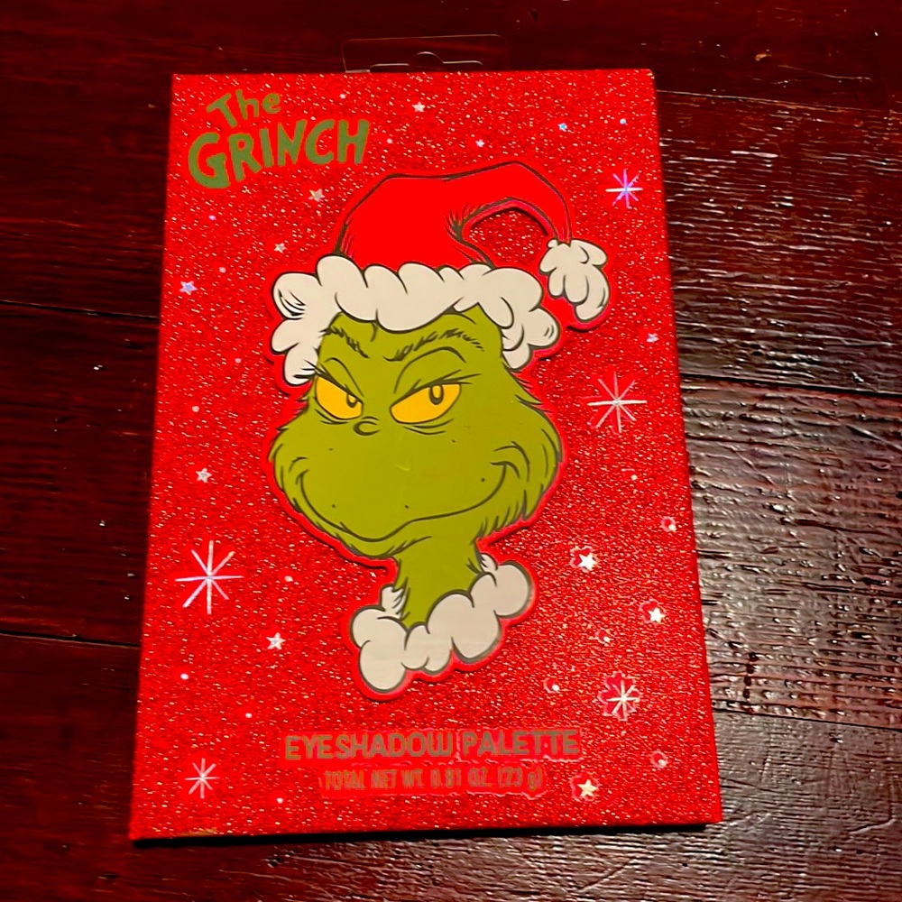 Grinch eyeshadow palette